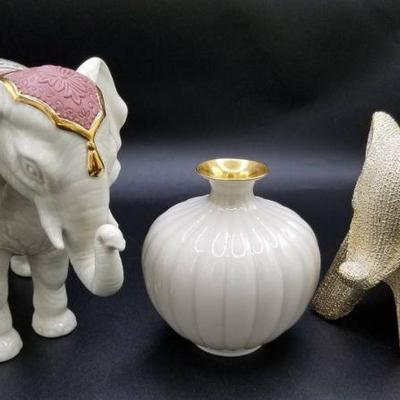 Exquisite Lenox Elephant And Vase Plus Gold Beaded Baby Elephant