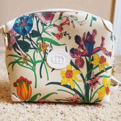 Gucci Crossbody Shoulder Bag