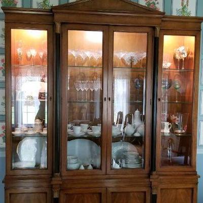 John Stuart Inc Lighted China Cabinet
