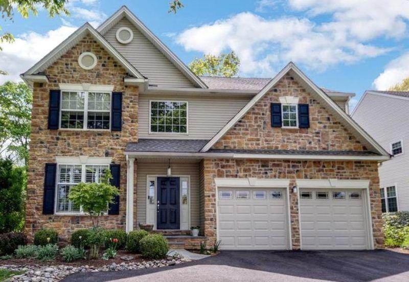 GUNNING AND COMPANY ESTATE SALES IS IN NEW HOPE PA FOR A 2DAY SALE