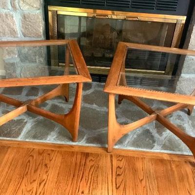 2 Lane Silhouette side tables