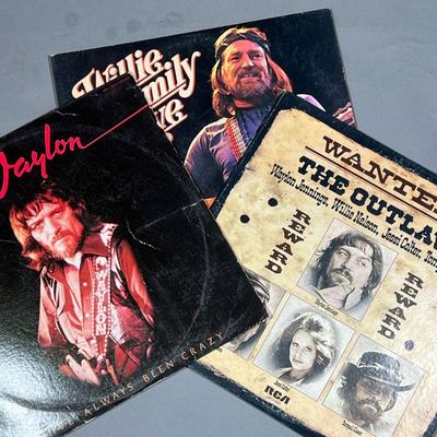 (3PC) WILLIE & WAYLON RECORDS | Vinyl record albums, including: Willie and Family Live Waylon's 