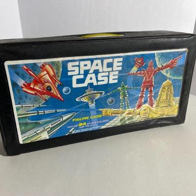 VINTAGE Space Case with Kenner Star Wars Action Figures and MORE! 