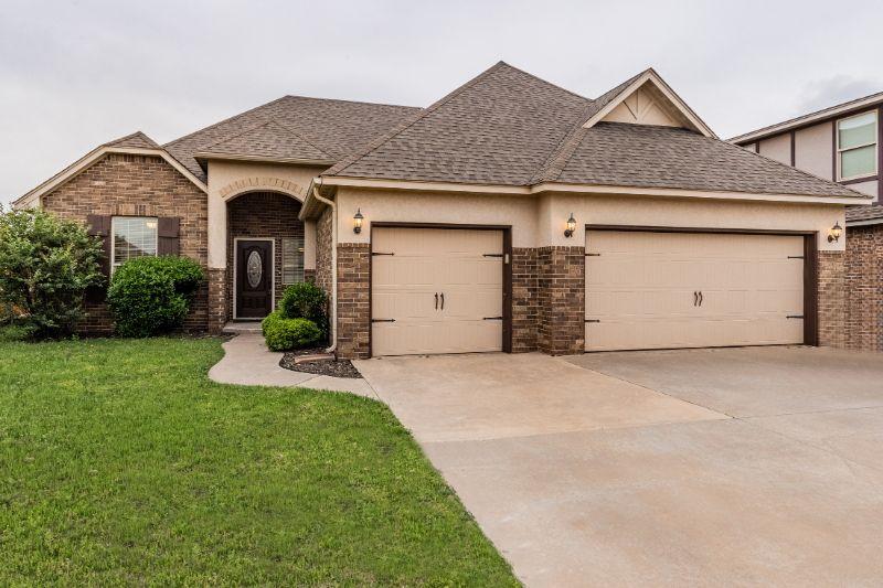 2421 NW 154th Edmond Robin Ridge Addition East of 150th & May