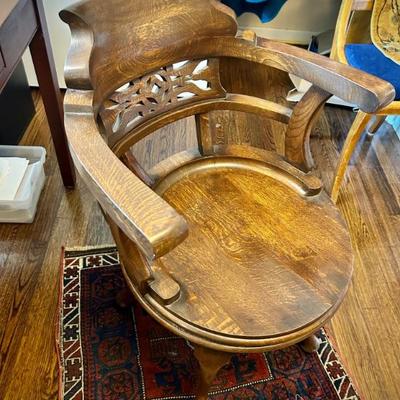Vintage swivel desk chair