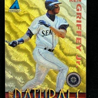KEN GRIFFEY JR., GOLF, TIGER, NICKLAUS, BOSTON, REDSOX, MLB, BASEBALL, ROOKIE, AUTO, BRUINS, VINTAGE, Topps, toys, collectables, trading...