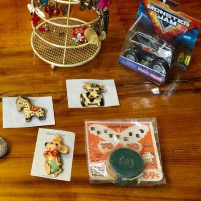 Vintage figural pins