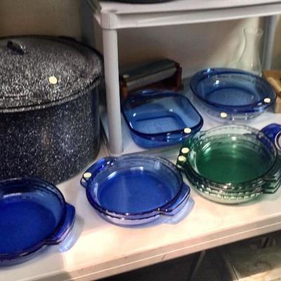 Pyrex pie pans in colors