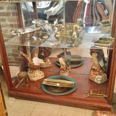Lots of figural whisky decanters, large to tiny