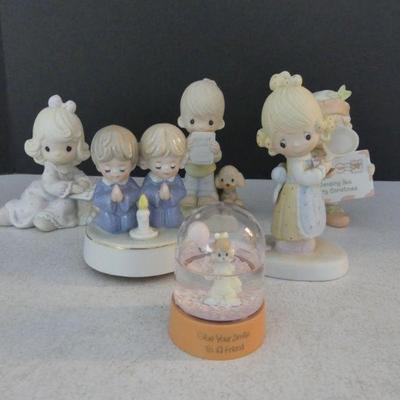 Vintage Precious Moments Figures - 6 in All