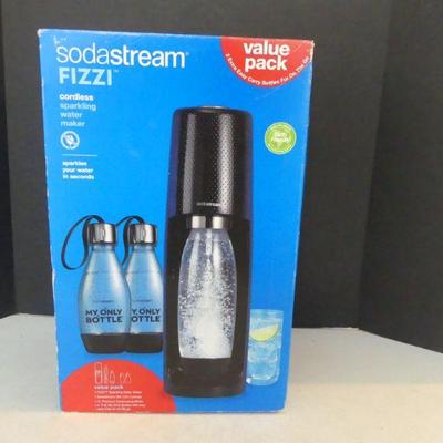 SodaStream Fizzi Sparkling Water Maker Value Pack - New in Box