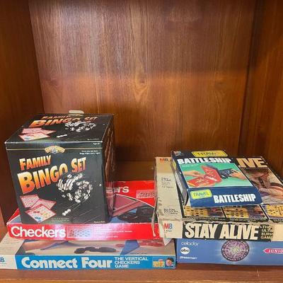 MMS075- Assorted Vintage Board Games