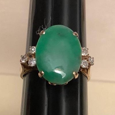 MMS328 14K Green Jade & Diamond Ring Size 6.5