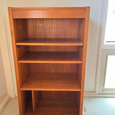 MMS057- Wooden (3) Tier Cabinet/Bookshelf 