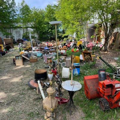 Estate sale photo