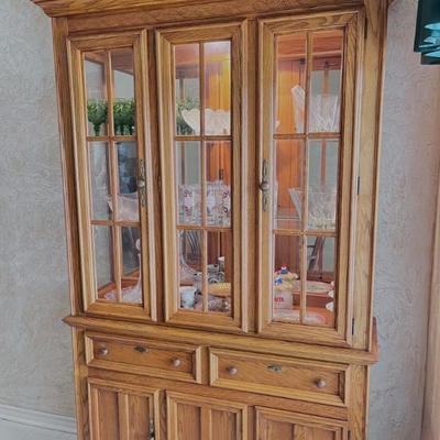 Stanley Furniture Hutch