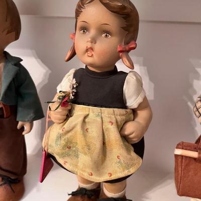 Hummel 11-in Dolls