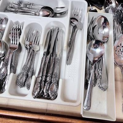 OCQ Oneida Flatware