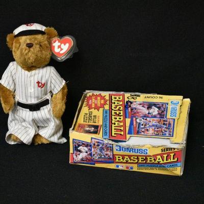 TY Baseball Baby + Baseball Cards
