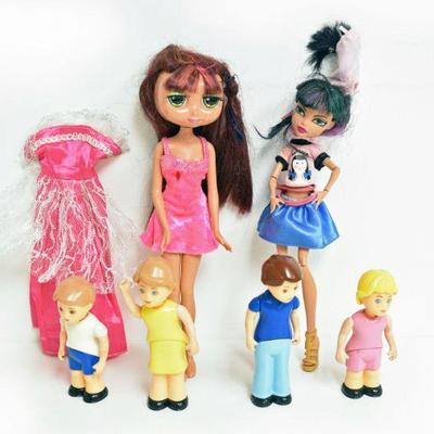 Various Dolls