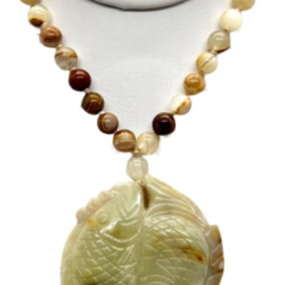 #86 â€¢ Vintage Jade Pendant Necklace With Double Fish Motif
