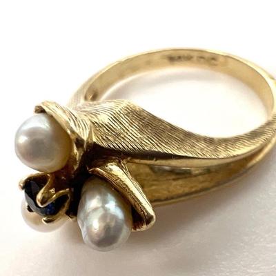 #27 â€¢ Antique Art Nouveau 14K Gold Ring w/Three Freshwater Pearls and Small Blue Sapphire - Size 6.25
