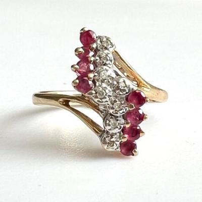 #91 â€¢ Vintage 10K Ring with 8 Pink Tourmaline Stones and 8 Diamond Chips - Size 6.25
