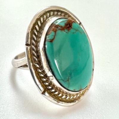#42 â€¢ Vintage Turquoise Sterling Silver Ring with Rope Border - Size 6.25
