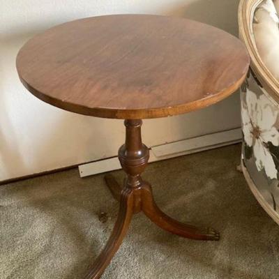 Vintage Round Pedestal Side Table