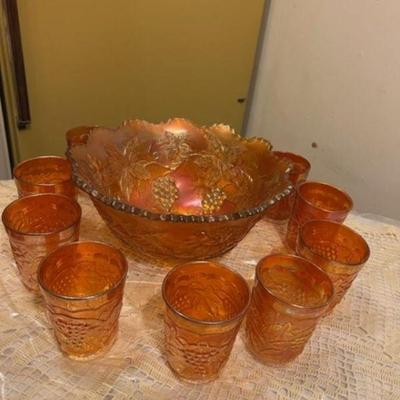 Banquet size Imperial gl Carnival and grapes Mixed drink Punch Bowl and 9 tumblers
