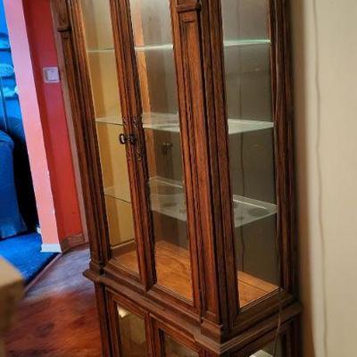 This Item is being held at a different location in Chicago near 52nd & Pulaski. Please ask for an appointment for viewing if...