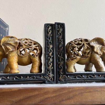 Detailed BOHO Style Pier 1 Resin-Carved Elephant Bookends