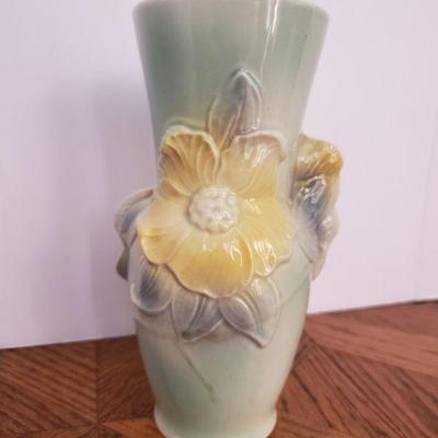 Royal Copley ART DECO Bold Yellow Flower Vase :: 7" Tall