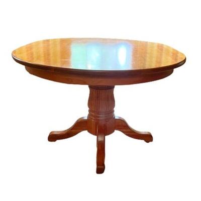 Lot 081   0 Bid(s)
Oak Pedestal Table