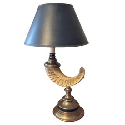 Lot 175   0 Bid(s)
Vintage Chapman Faux Horn Lamp