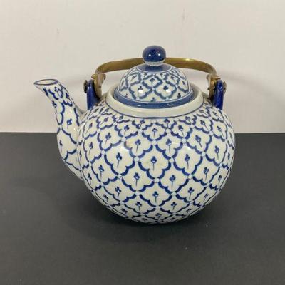 Blue & White Porcelain Tea Pot