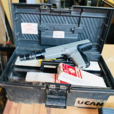 CEMENT GUN IN BOX WITH EXTRA'S