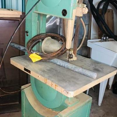 HESTON & ANDERSON CAST IRON BAND SAW ON FREE STANDING STAND $300.00