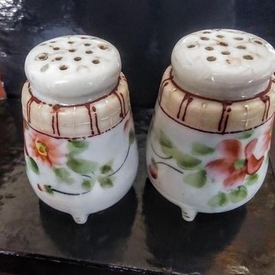 Salt and pepper shakers made in Japan
$40