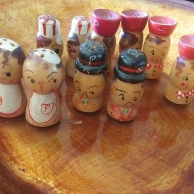Salt and pepper shakers made in Japan
5 pair set
$45
