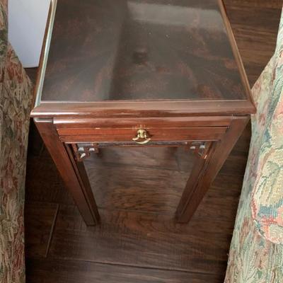 Drexel Heritage Chippendale Accent  Table with Pull Out Shelf