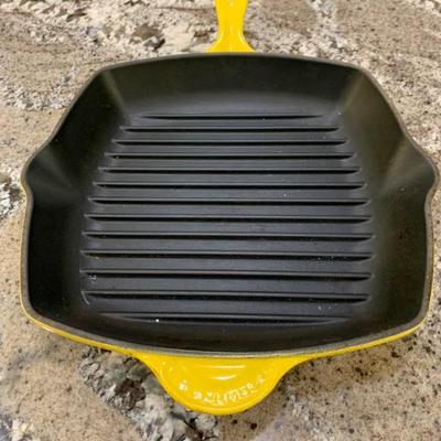 Le Creuset # 26. Yellow Enameled Casr Iron Square  Grill Pan Skillet
