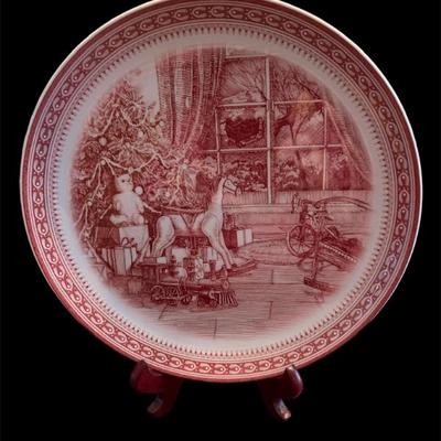 Spode St. Nick  Christmas Plates( there are 4)