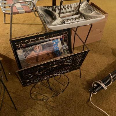 MC ashtray/magazine rack