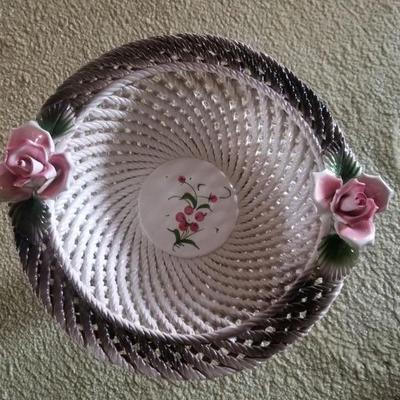 Vintage Capodimonte lattice bowl