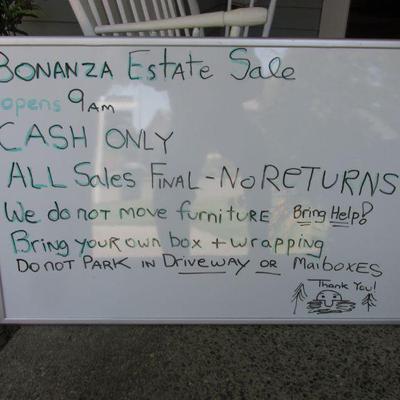 Estate sale photo