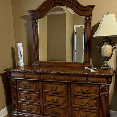 matching dresser & mirror