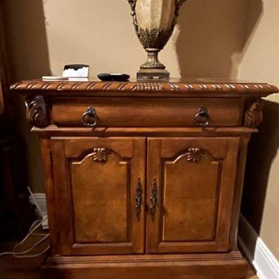 pair of matching nightstands