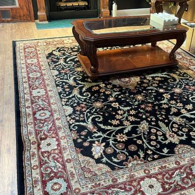 Shaw - area rug 7'8" x 11'