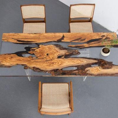 https://auctions4america.proxibid.com/Auctions-4-America/Natural-and-Resin-Live-Edge-Tables-Los-Angeles-CA/event-catalog/243587